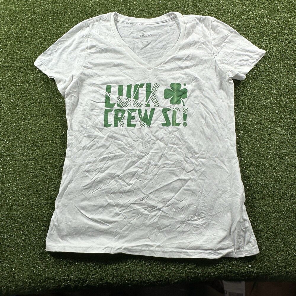 Boston Celtics Fanatics Women's Small White V-Neck T-Shirt NWOT NBA